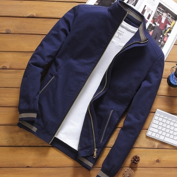 Clothes - Picture 2 of 4